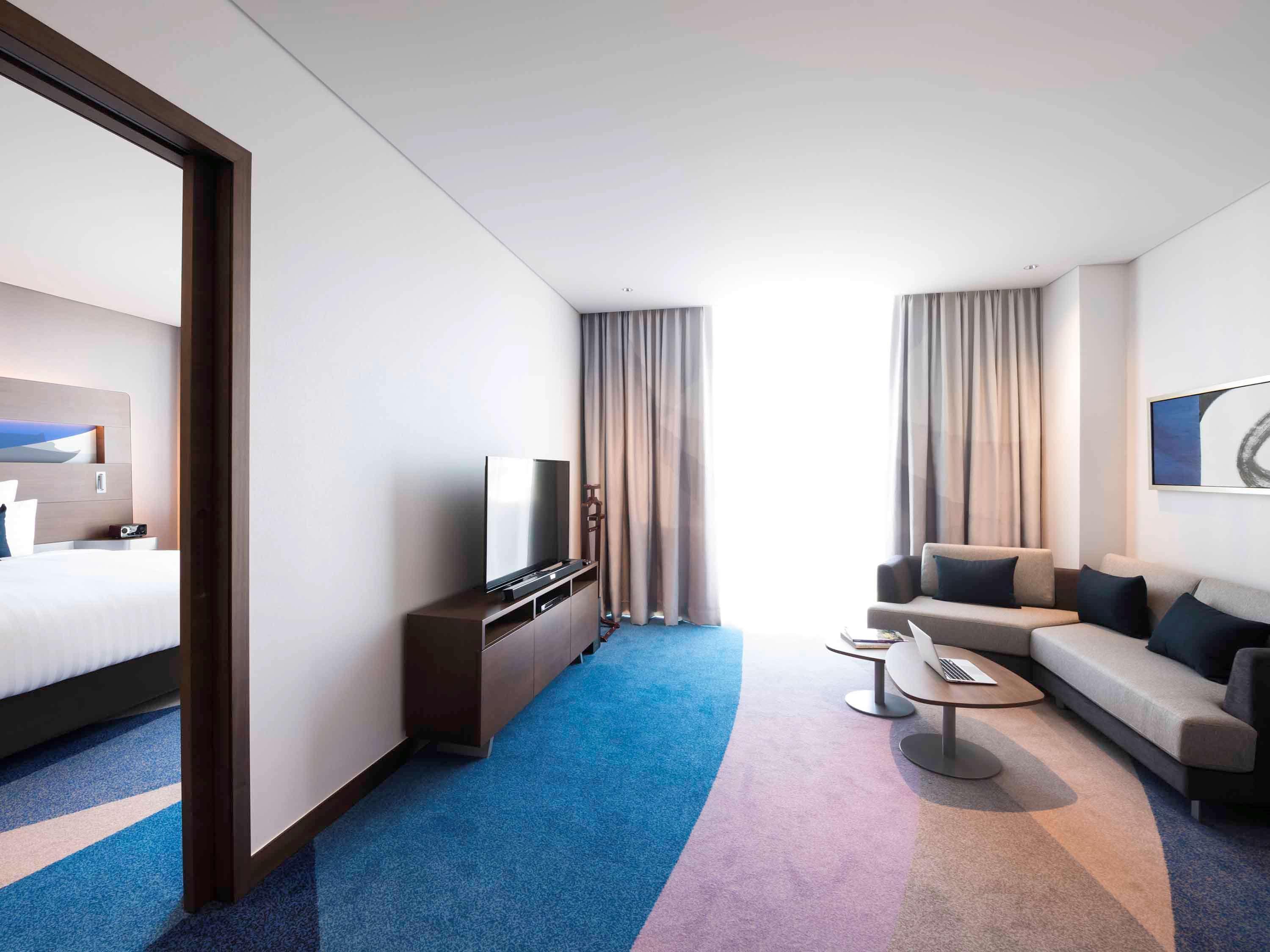 Novotel Ambassador Suwon Exterior foto